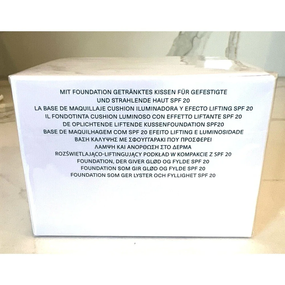 NIB La Mer Lifting Cushion Foundation + refill Nuetral Ivory 12 SPF 20 - 2x12g